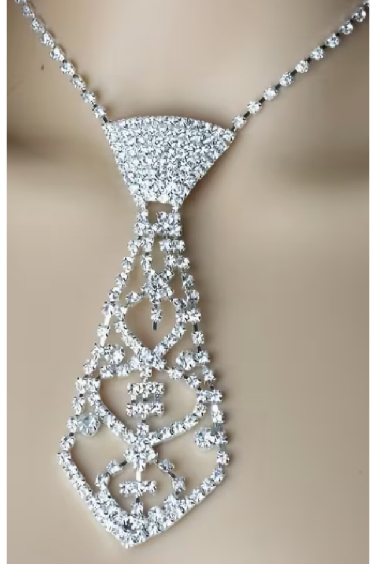 Zet Style “Crystal Tie Mirage” Taşlı Kravat Kolye - Muhteşem bir Hediye - Görsel 3